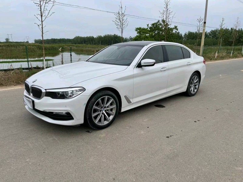 徐州17年宝马5系3