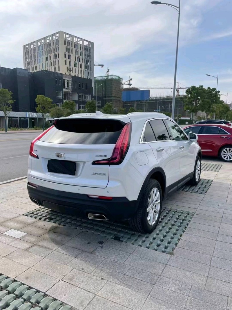 徐州20年凱迪拉克XT48