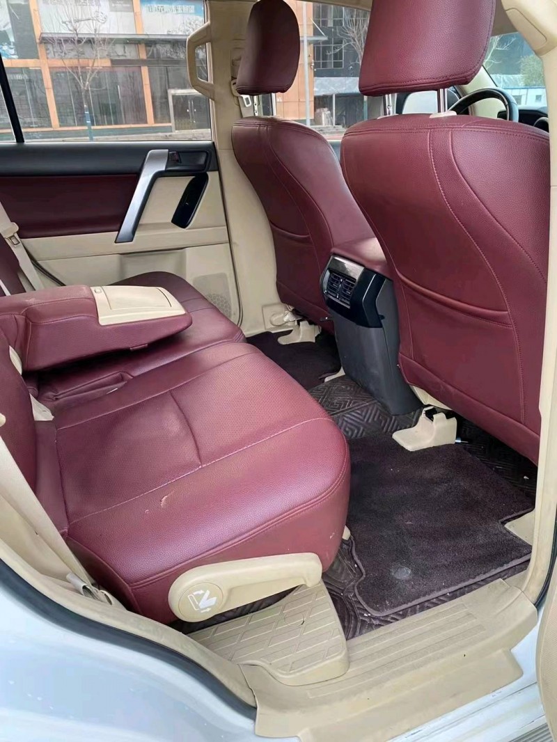 徐州19年丰田普拉多5