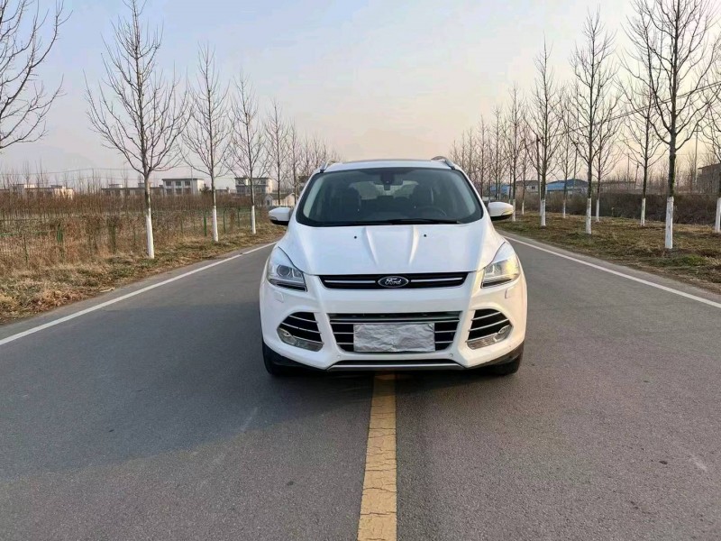 徐州16年福特翼虎1