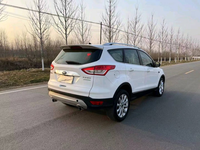 徐州16年福特翼虎8