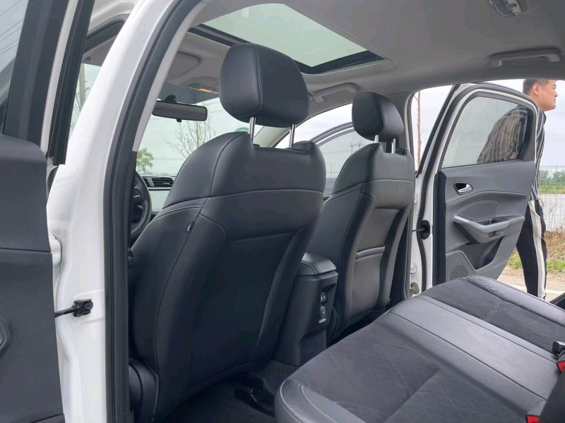 徐州19年福特福睿斯5