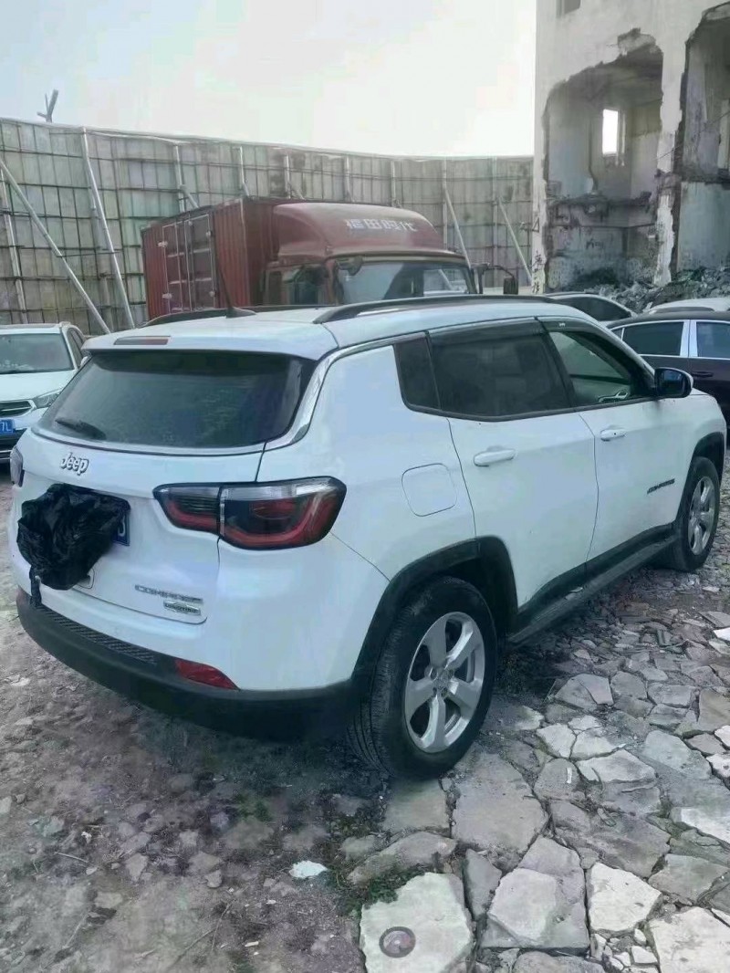 南通17年Jeep指南者4