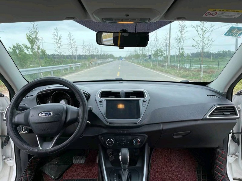 徐州20年福特福睿斯7