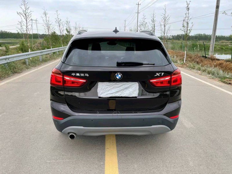 徐州17年宝马X11