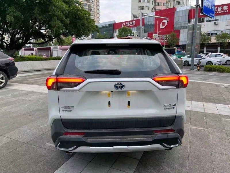 湖州22年豐田RAV4榮放6