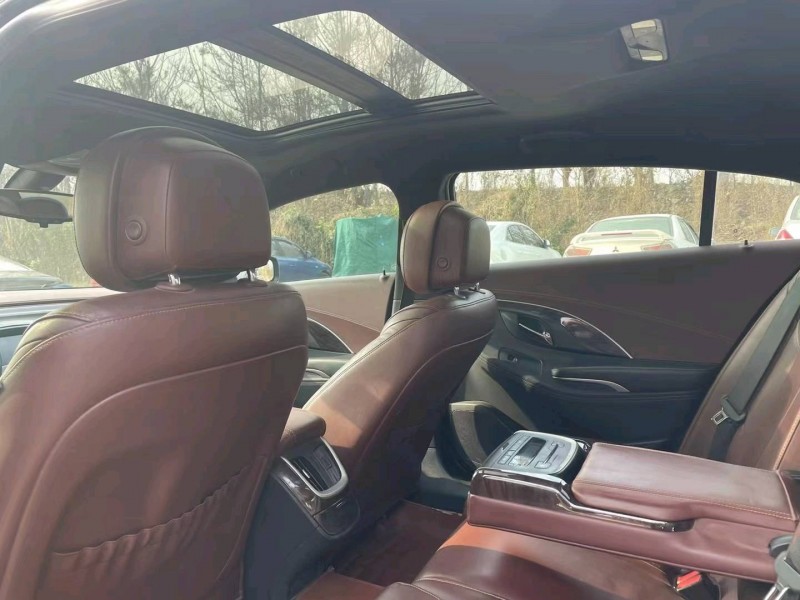 青岛15年别克君越5