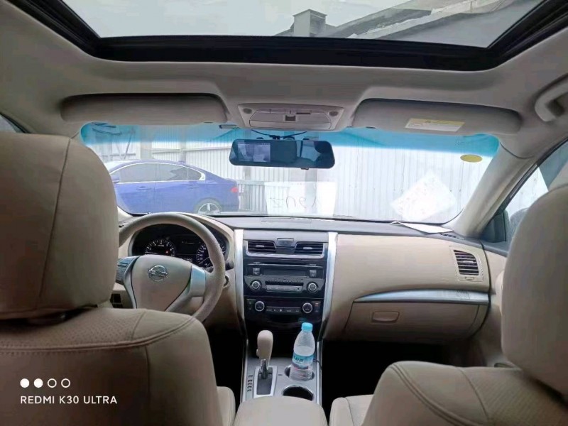 安陽17年日產天籟9