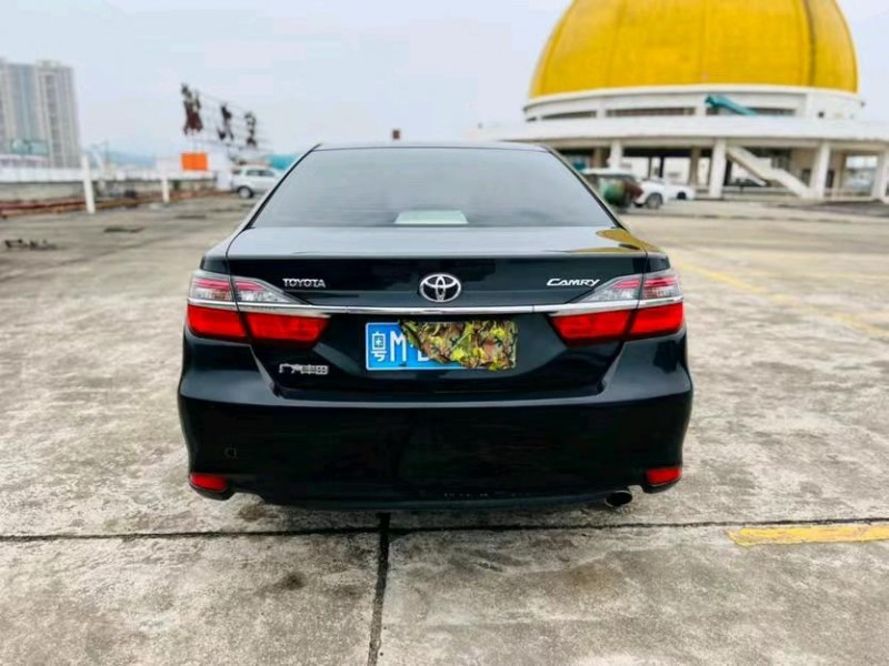 东莞17年丰田凯美瑞9