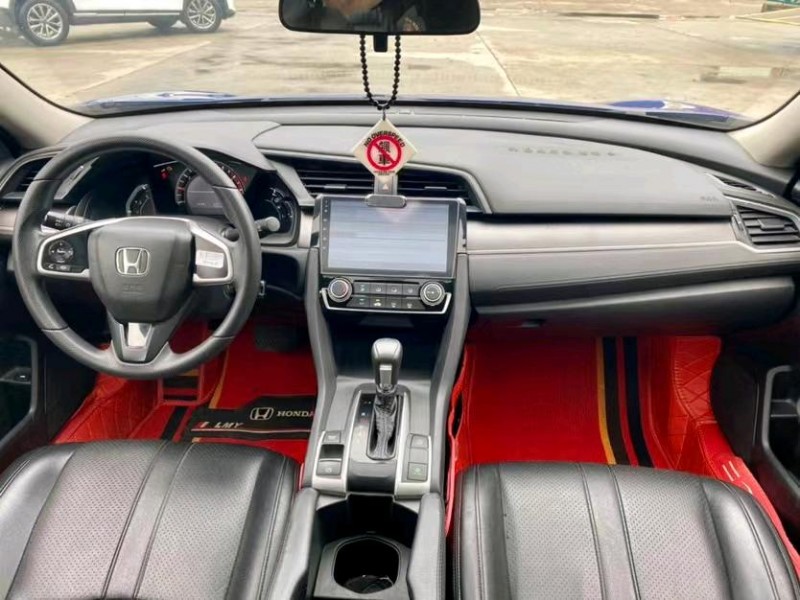 东莞17年本田思域5