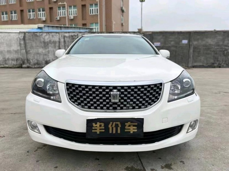 东莞12年丰田皇冠1