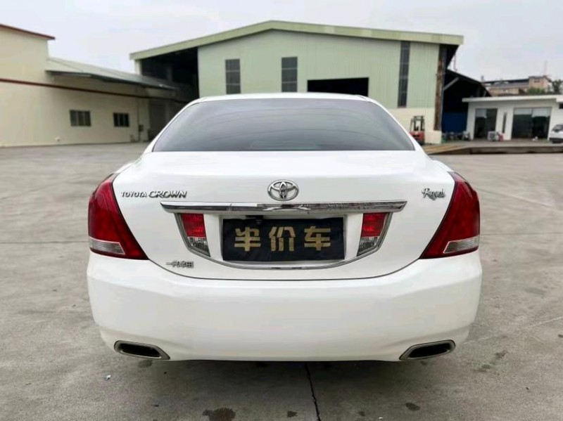 东莞12年丰田皇冠9