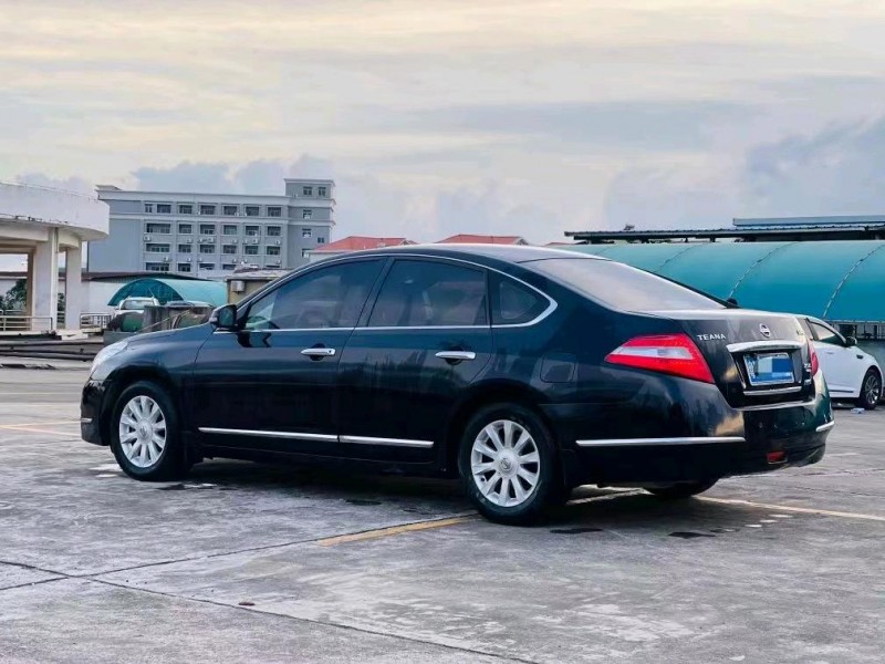 東莞10年日產天籟3