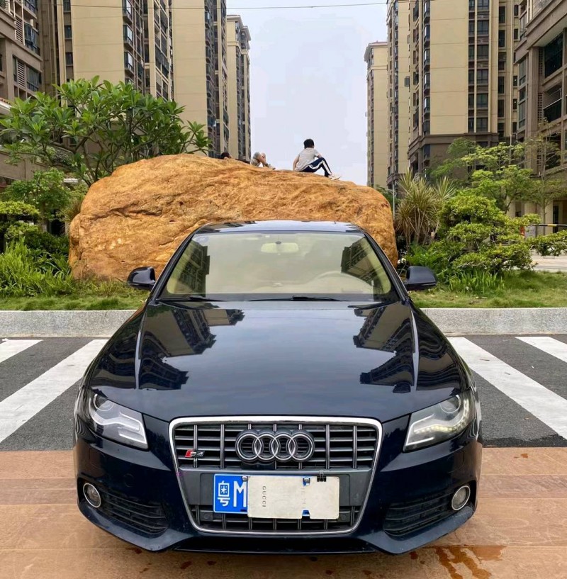 廣州12年奧迪A4L1