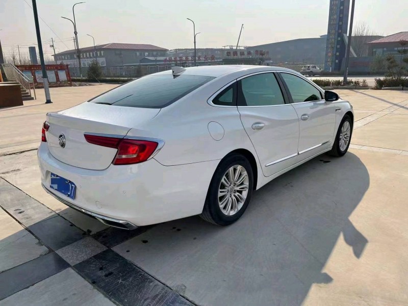 潍坊16年别克君越9