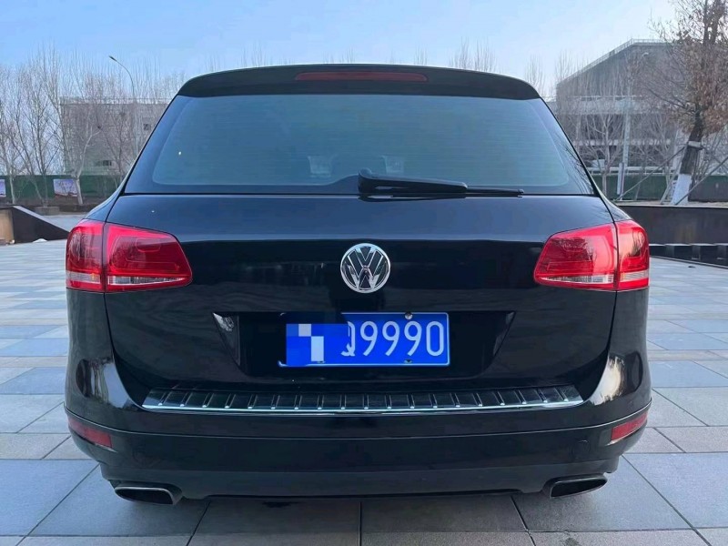沈阳16年大众途锐8