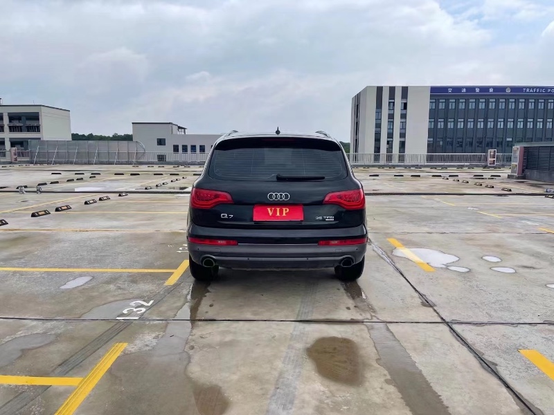 杭州15年奧迪Q74