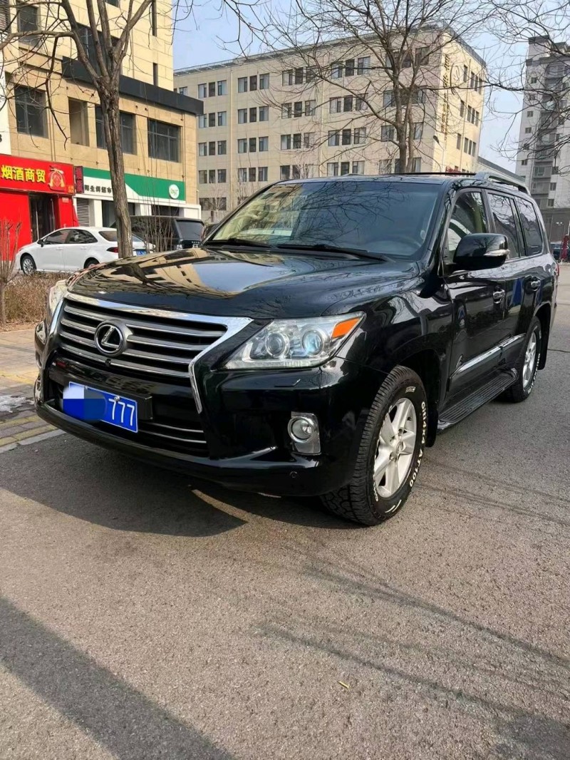唐山12年雷克薩斯LX1