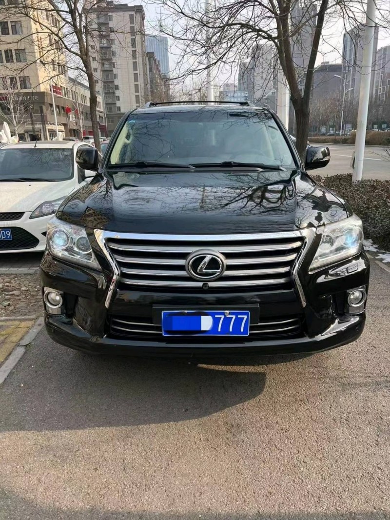 唐山12年雷克薩斯LX2