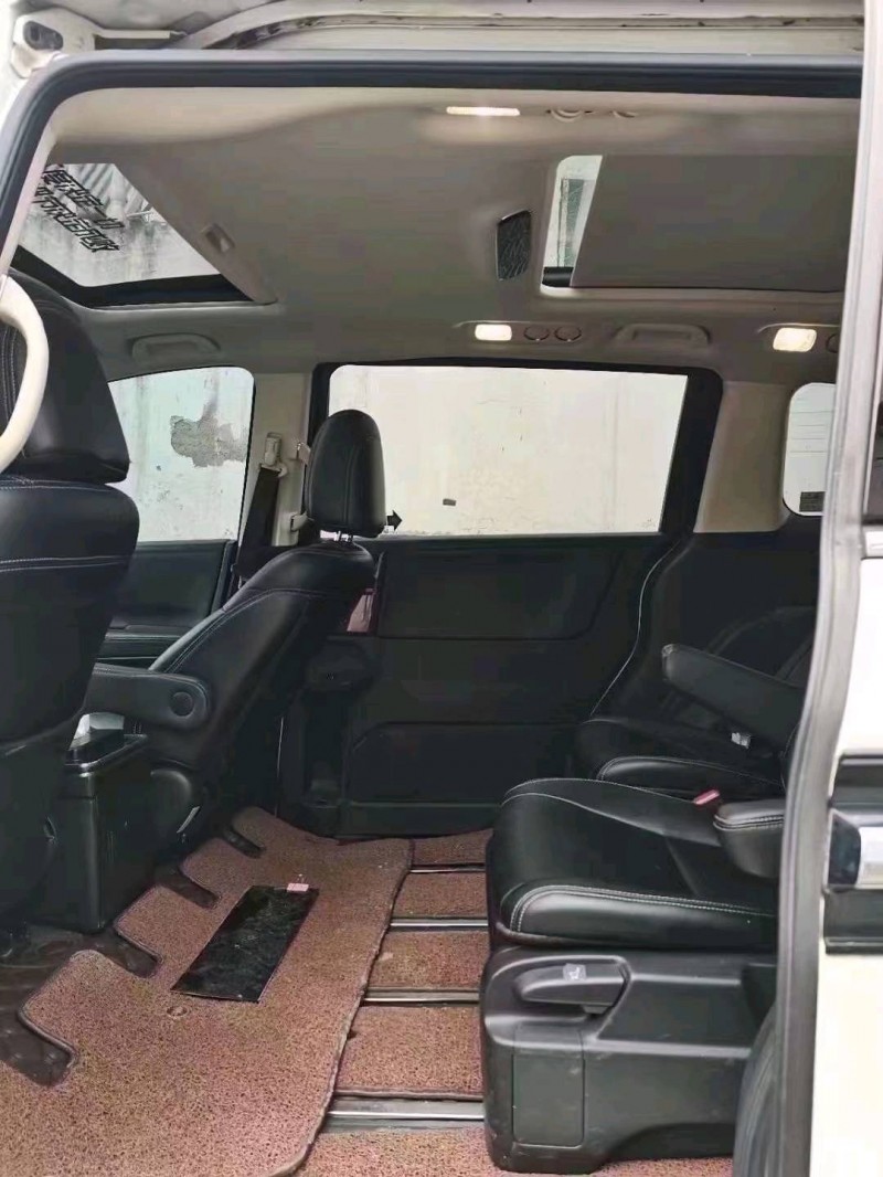 潍坊19年本田艾力绅4