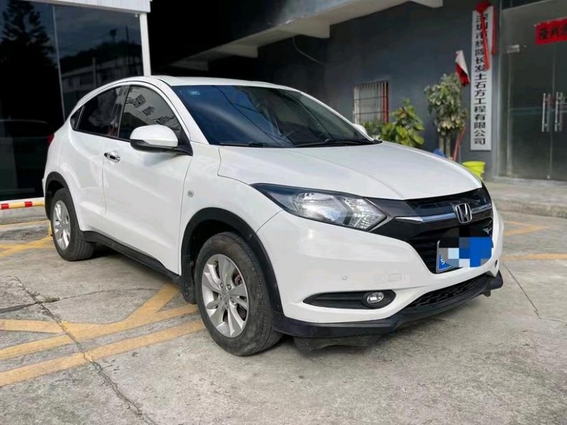 东莞15年本田缤智2