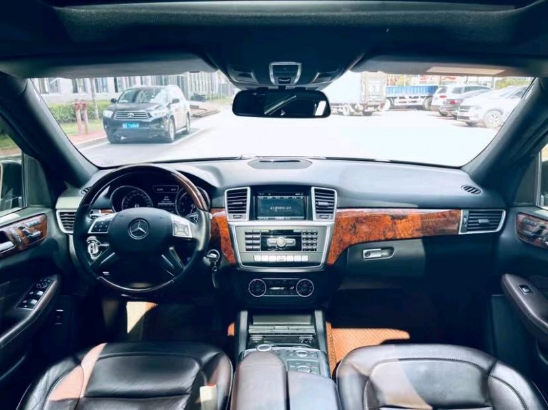 东莞13年奔驰ML5