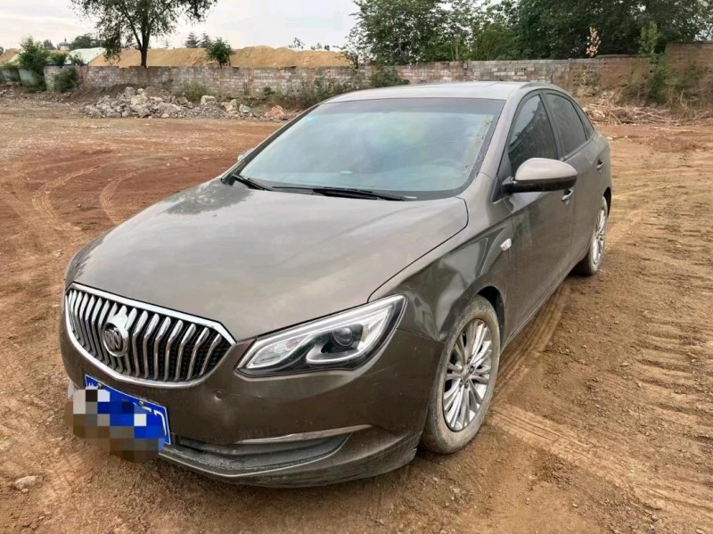 烟台16年别克英朗3