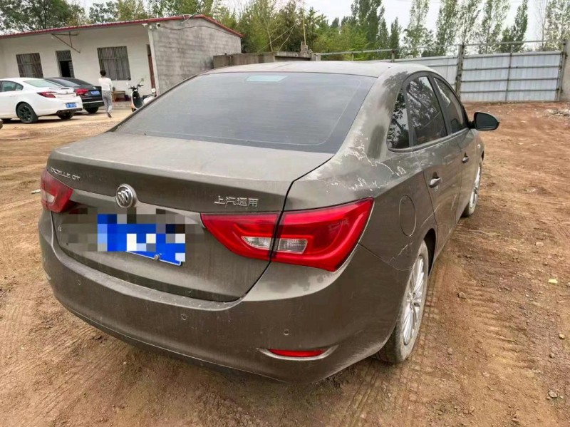 烟台16年别克英朗8