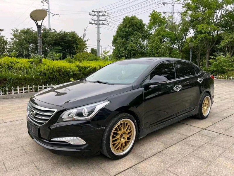 盐城16年现代名图7