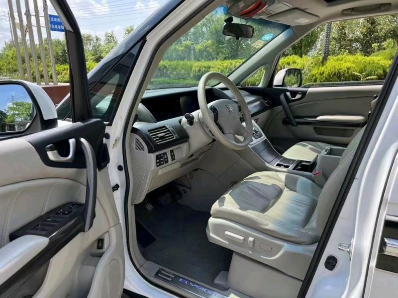 盐城13年本田艾力绅4