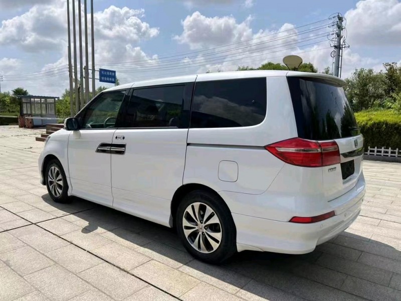 盐城13年本田艾力绅9