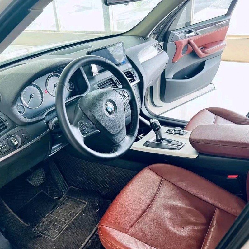 北京12年宝马X37