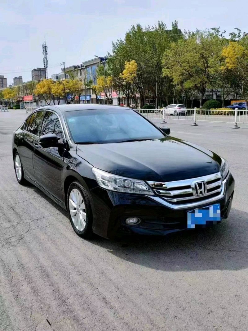 潍坊15年本田雅阁3