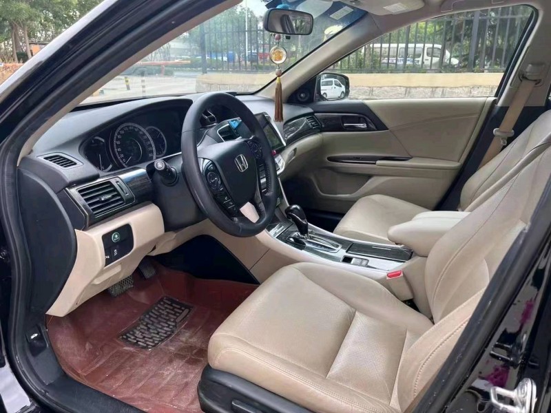 潍坊15年本田雅阁5