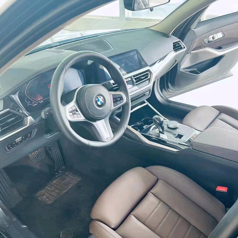 北京21年宝马3系2