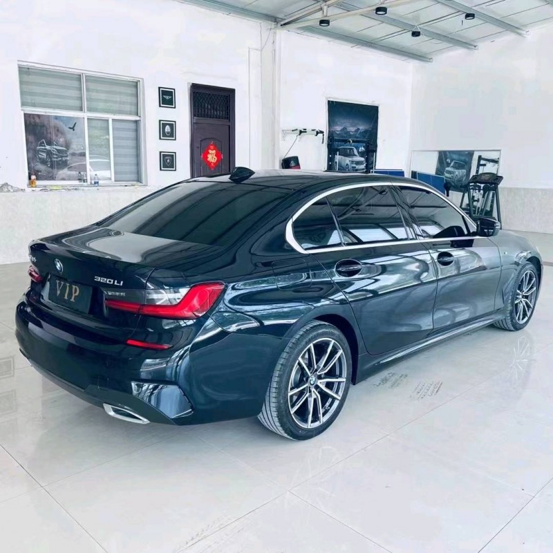 北京21年宝马3系7
