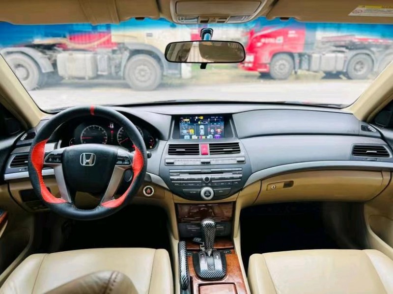 东莞11年本田雅阁3