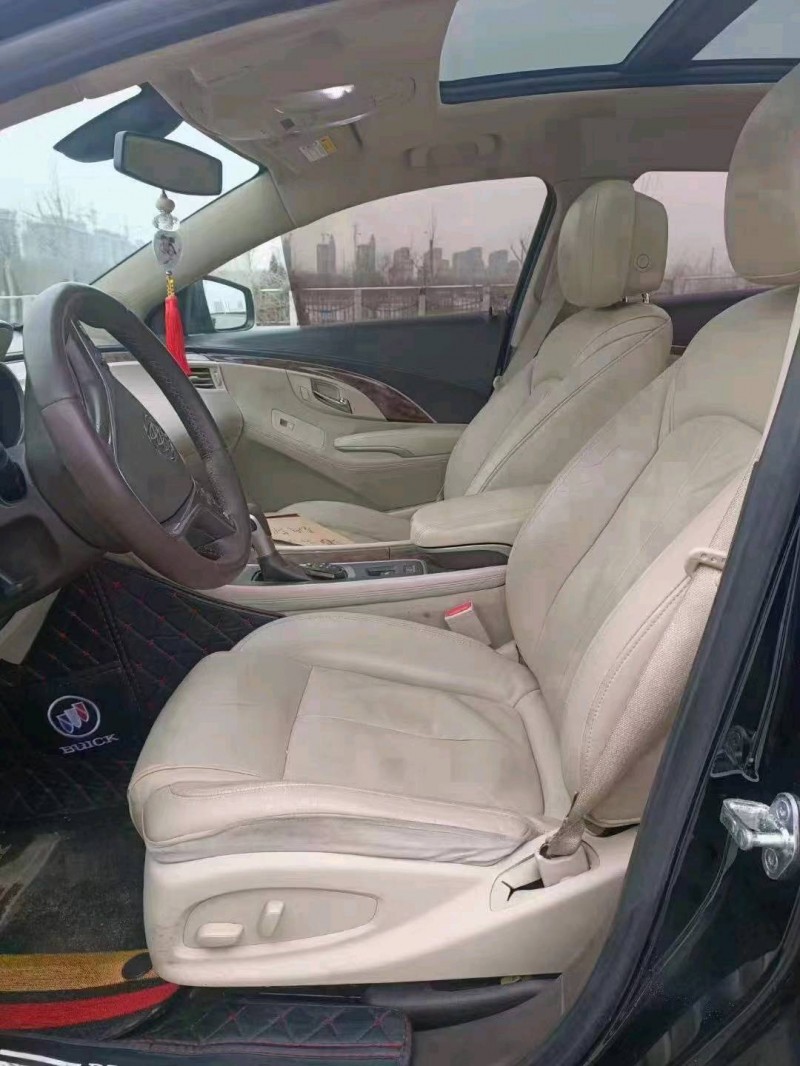 潍坊15年别克君越2