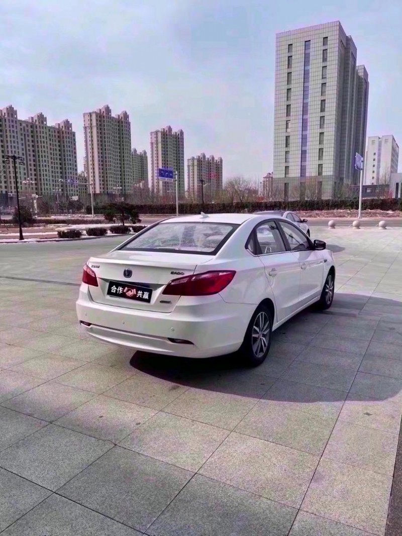 滄州16年長安汽車逸動6