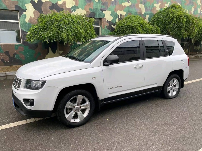 沈陽14年Jeep指南者2