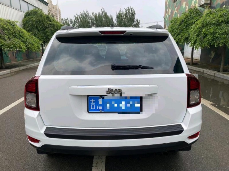 沈陽14年Jeep指南者8