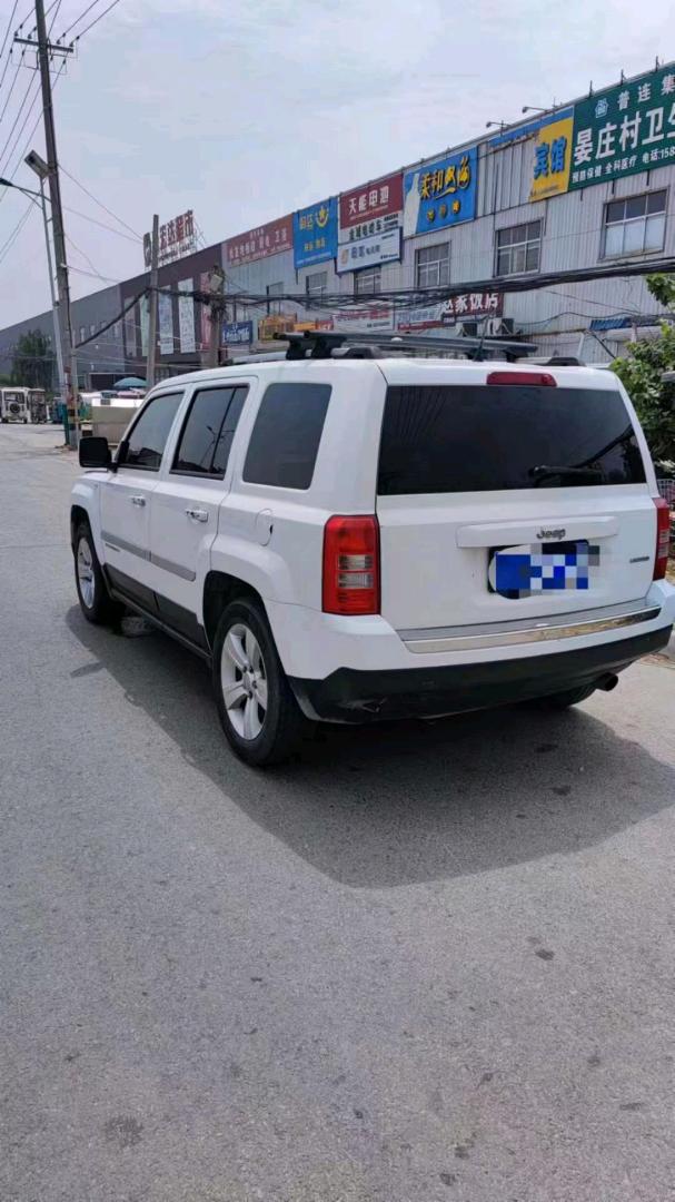 煙臺14年Jeep自由客3