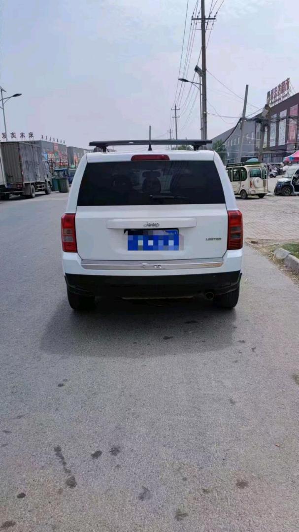 煙臺14年Jeep自由客4