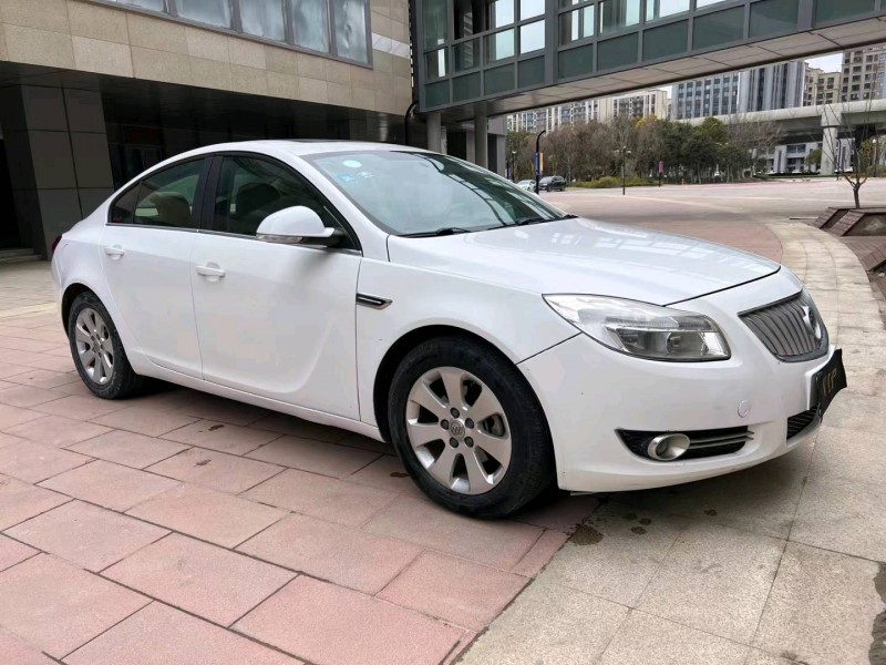 盐城13年别克君威3