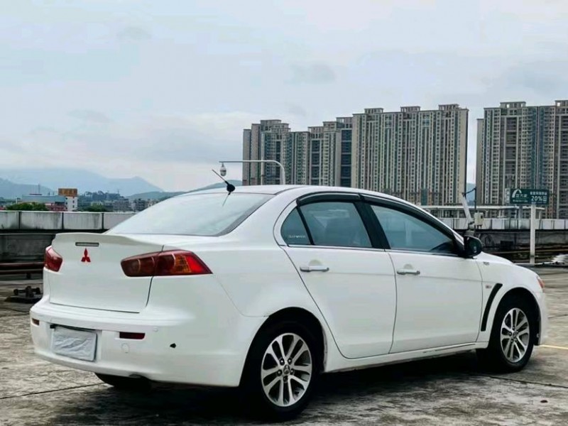 东莞13年三菱翼神6