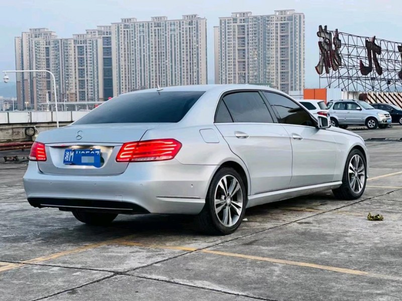 东莞14年奔驰E8