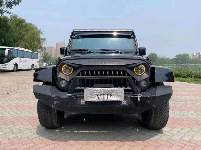 婁底17年Jeep牧馬人1