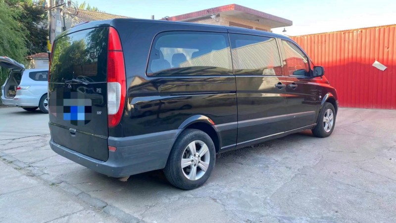 烟台13年奔驰威霆1