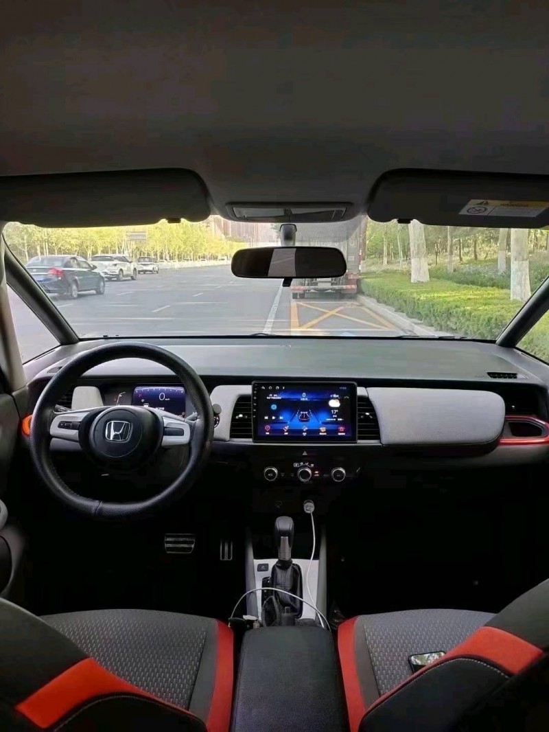 青岛21年本田飞度3