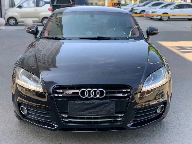 潍坊13年奥迪TT1